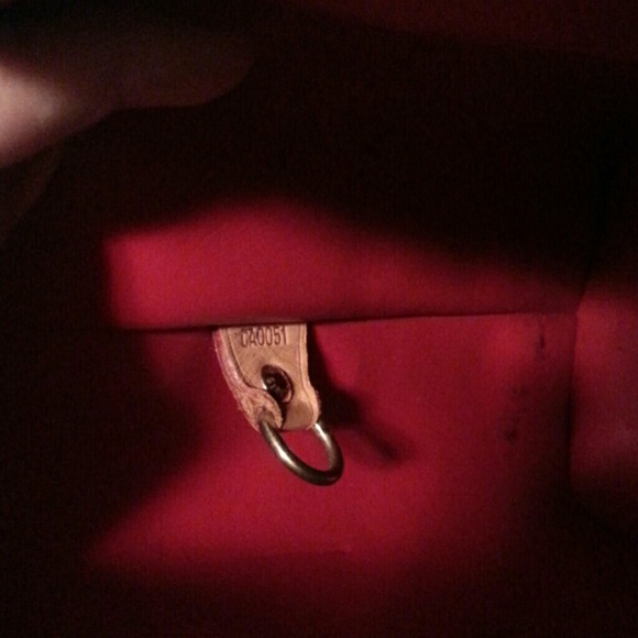 Louis Vuitton Houston vernis bag - Picture 7 of 8